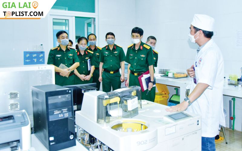 Bệnh viện quân y 211