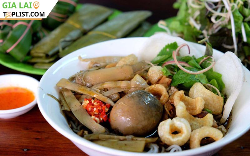 Bún cua hương vị đặc sản chuẩn Gia Lai