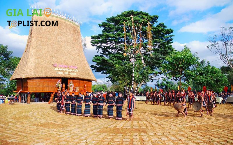 Nhà Rông bản sắc riêng của núi rừng Tây Nguyên