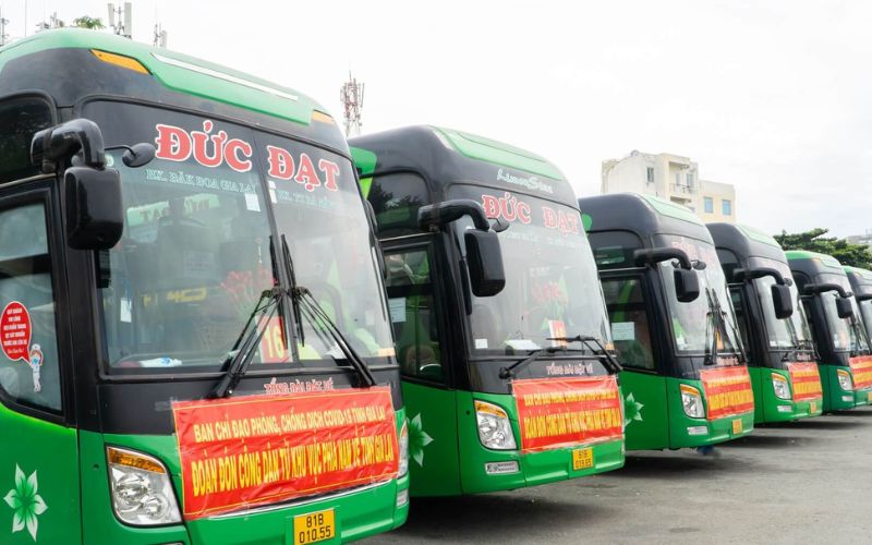 Nhà xe Đức Đạt Pleiku có xe trung chuyển khách hàng trong thành phố