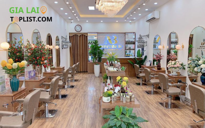 Salon tóc cực kì chuyên nghiệp và sang trọng